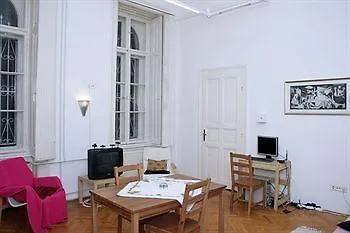 Alkotmany Street Apartment Budapest Hotel
