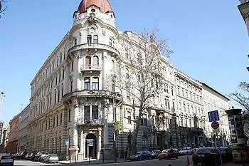 Alkotmany Street Apartment Budapest